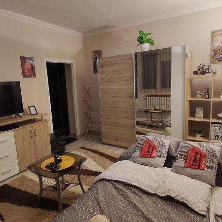 Hiroes Home Kecskemét Esterno foto